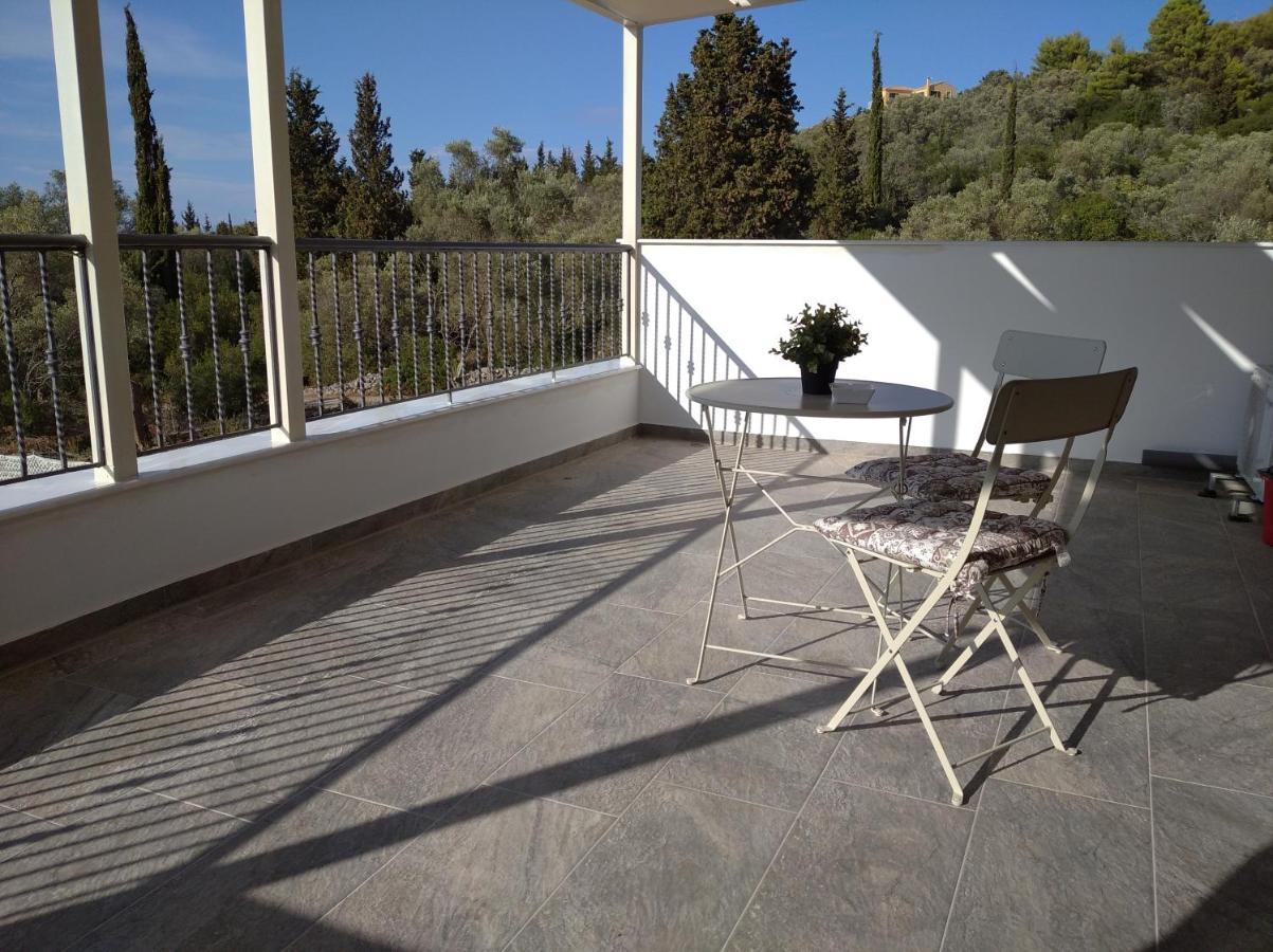 Villa Ndj Relax Tsoukaládhes Exteriör bild